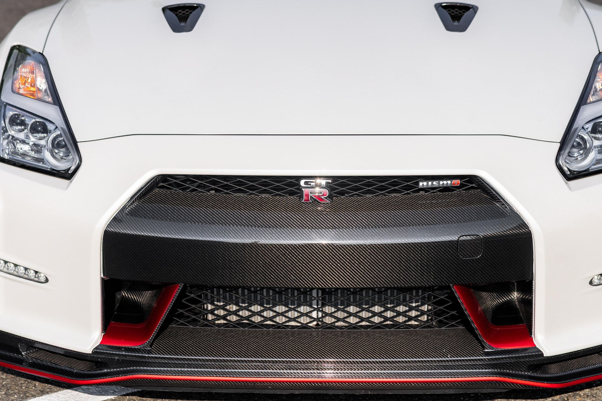 2015 Nissan GT-R NISMO - Image 36