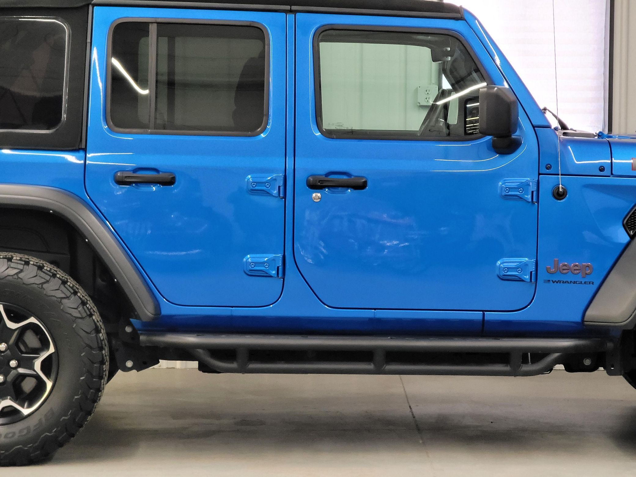 2023 Jeep Wrangler Rubicon - Image 28