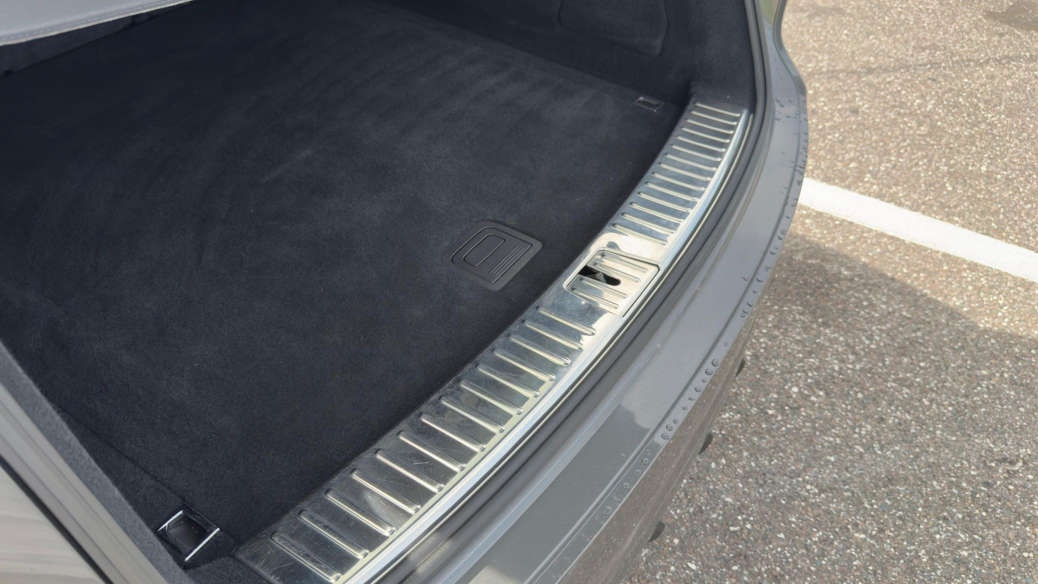 2019 Porsche Cayenne Turbo - Image 55