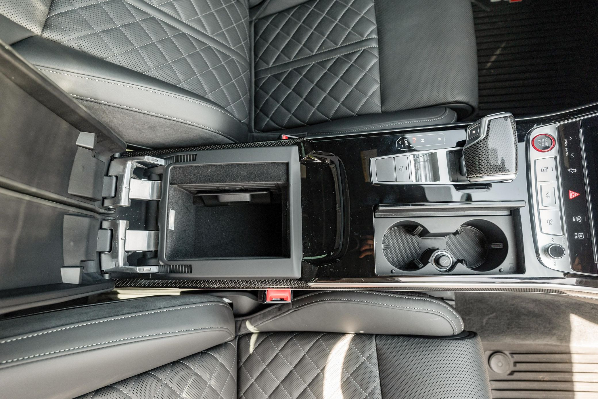 2025 Audi S8 - Image 57