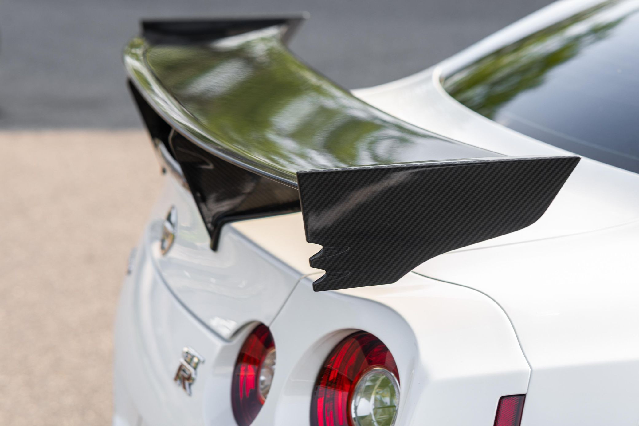 2015 Nissan GT-R NISMO - Image 41