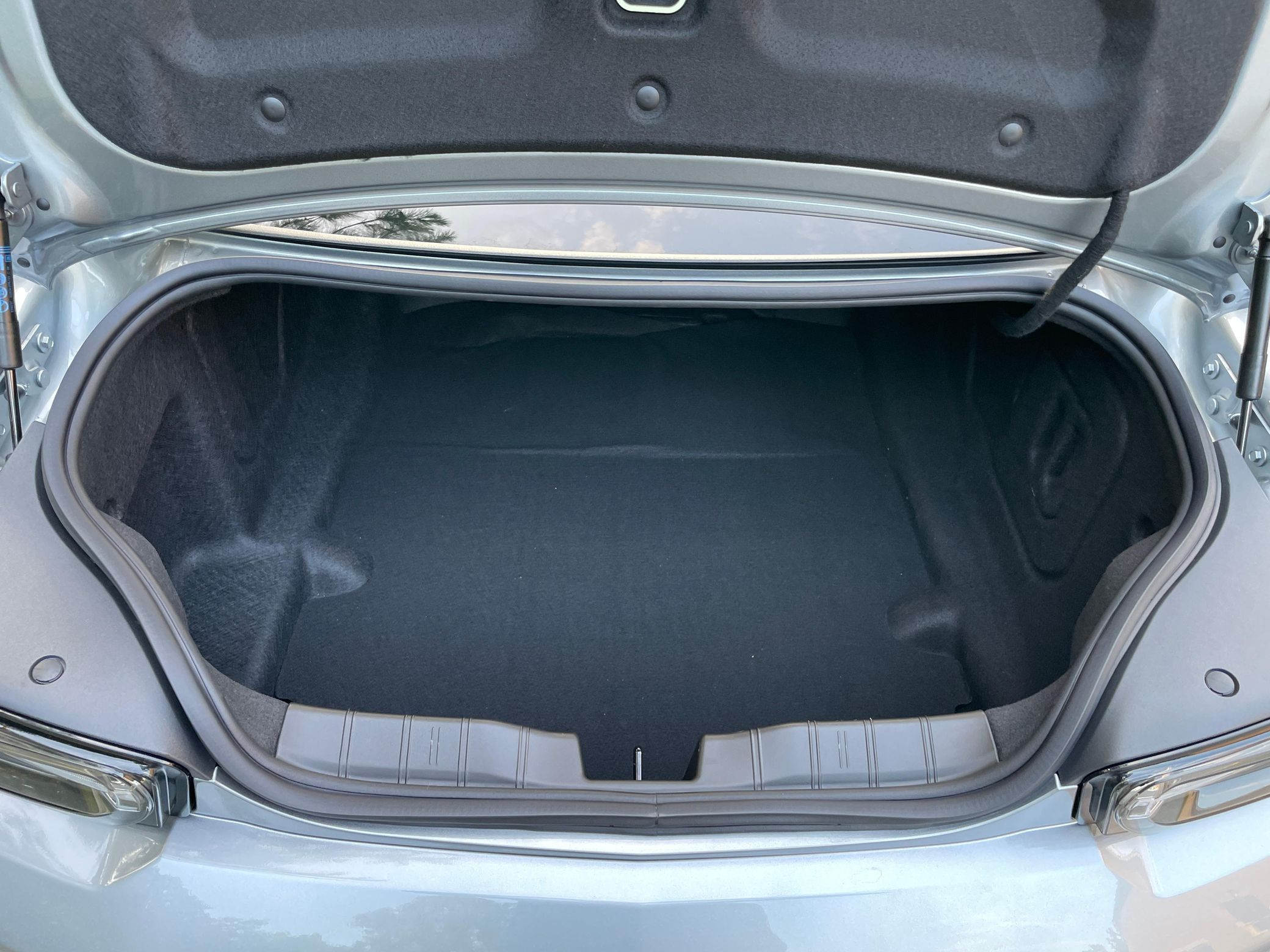 2024 Chevrolet Camaro 2SS 1LE - Image 16