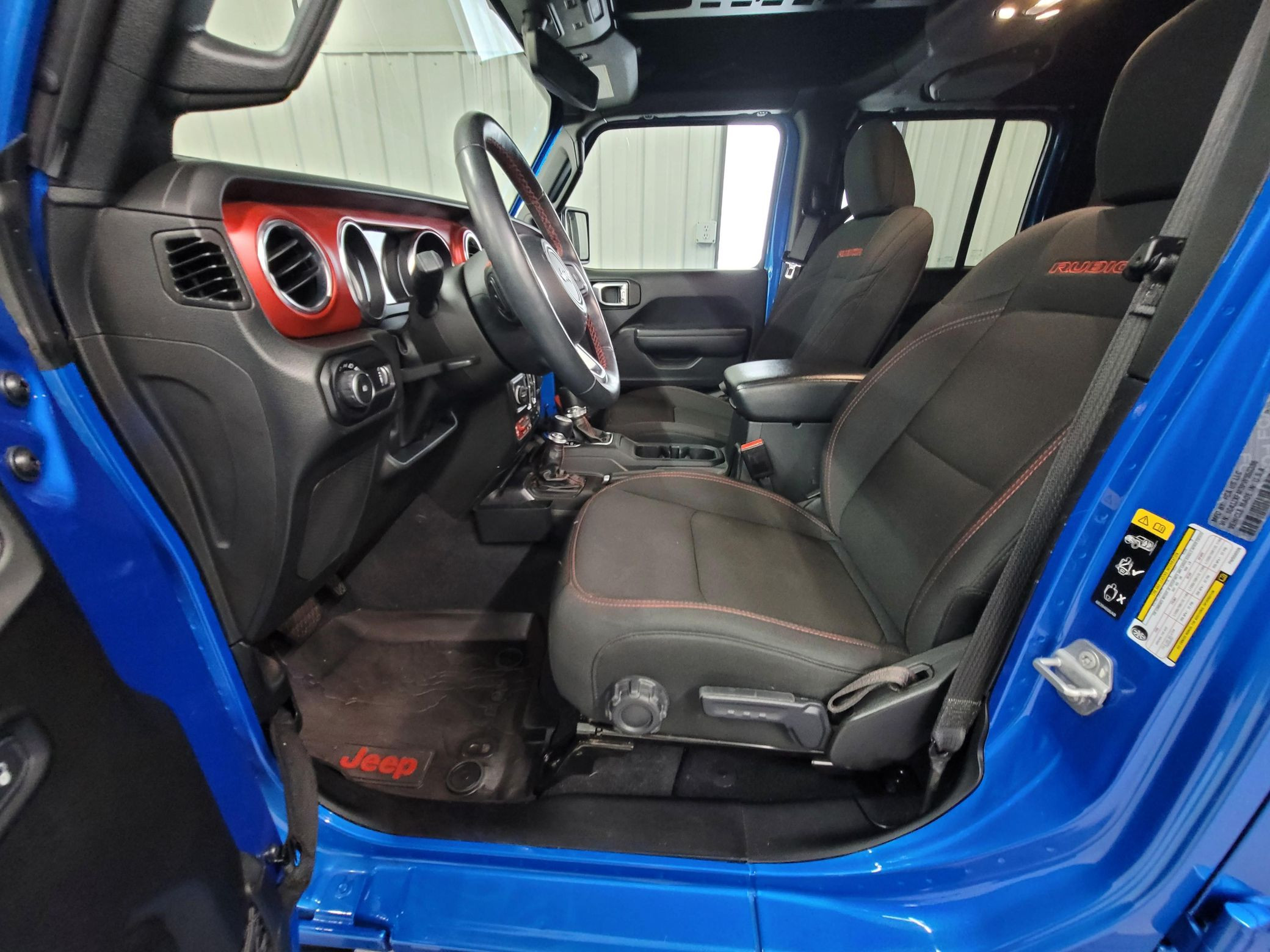 2023 Jeep Wrangler Rubicon - Image 37