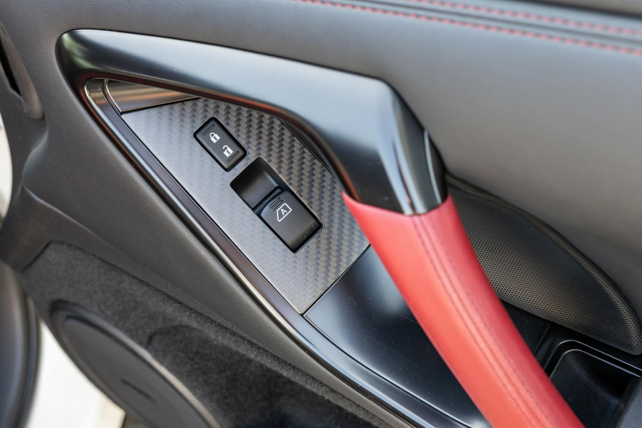 2015 Nissan GT-R NISMO - Image 46