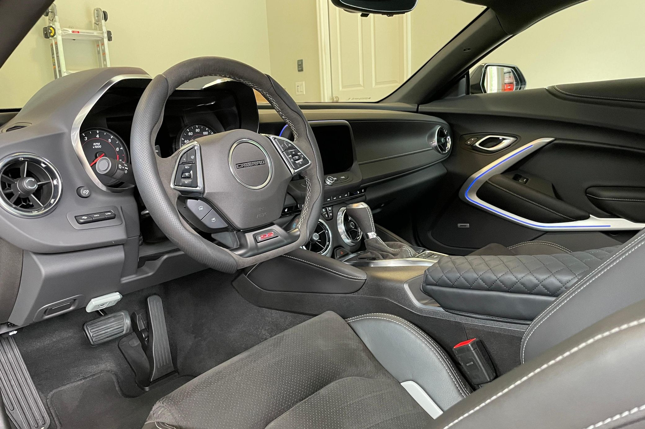 2024 Chevrolet Camaro 2SS 1LE - Image 20