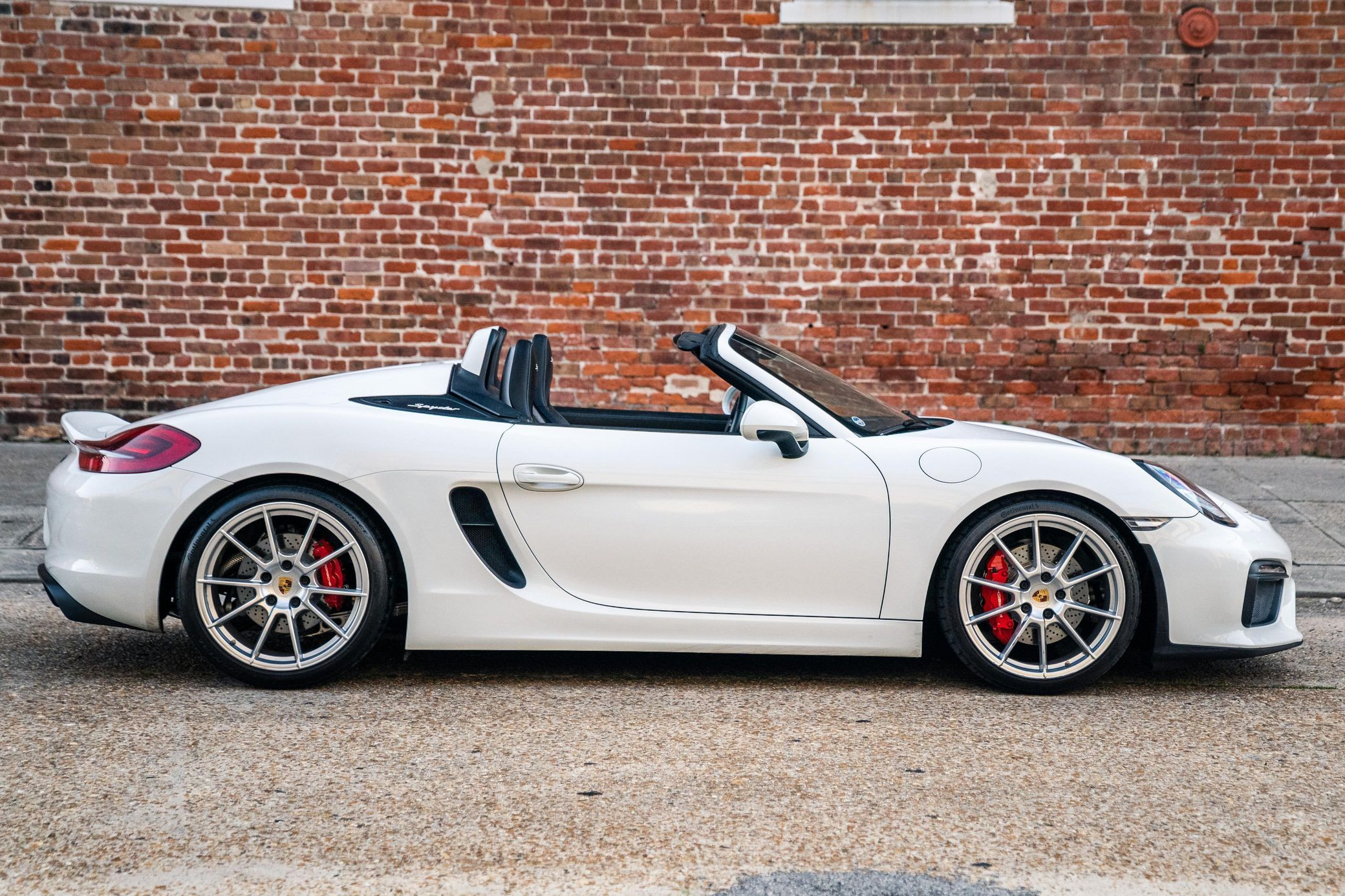 2016 Porsche Boxster Spyder - Image 13