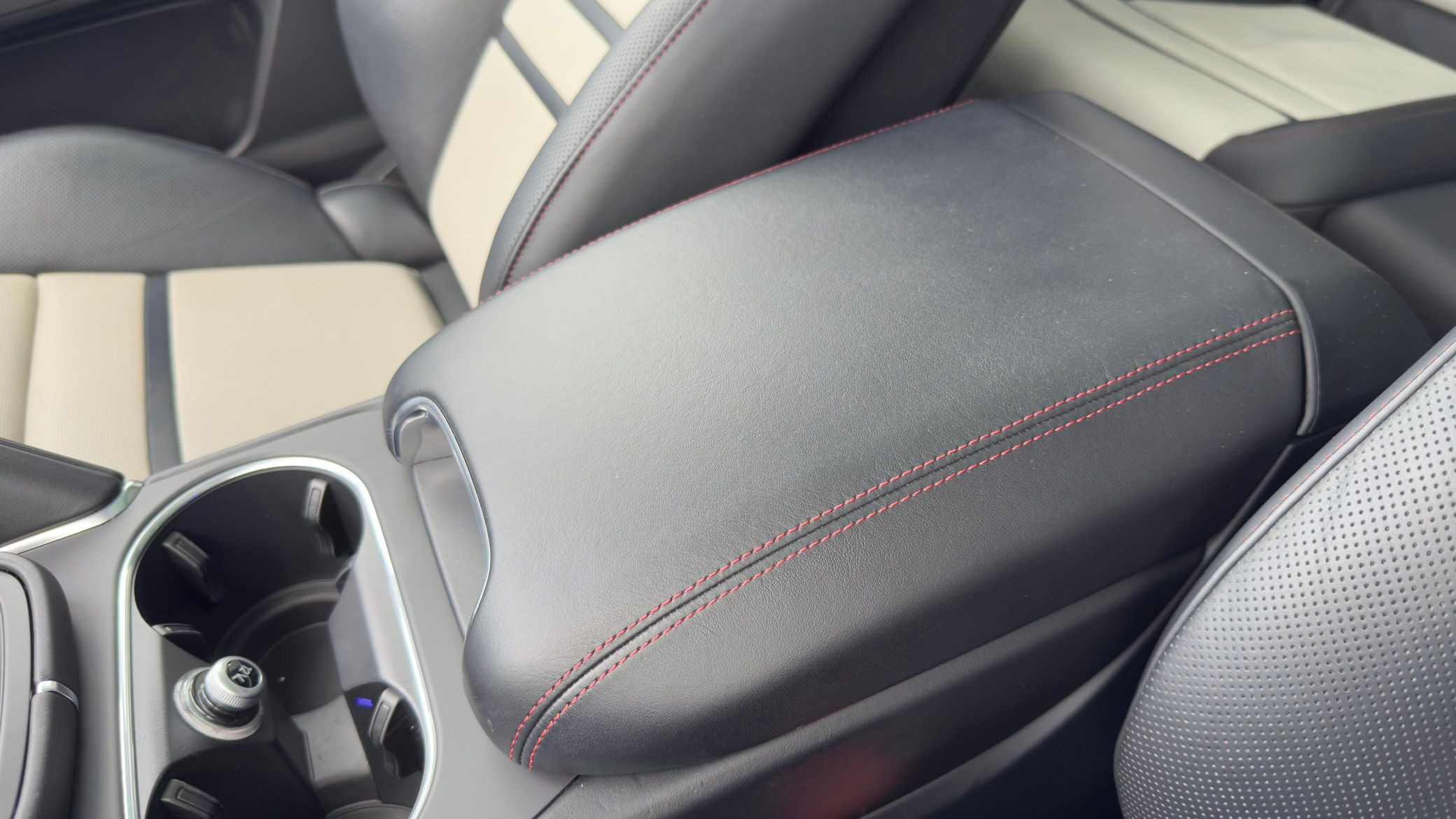 2019 Porsche Cayenne Turbo - Image 69