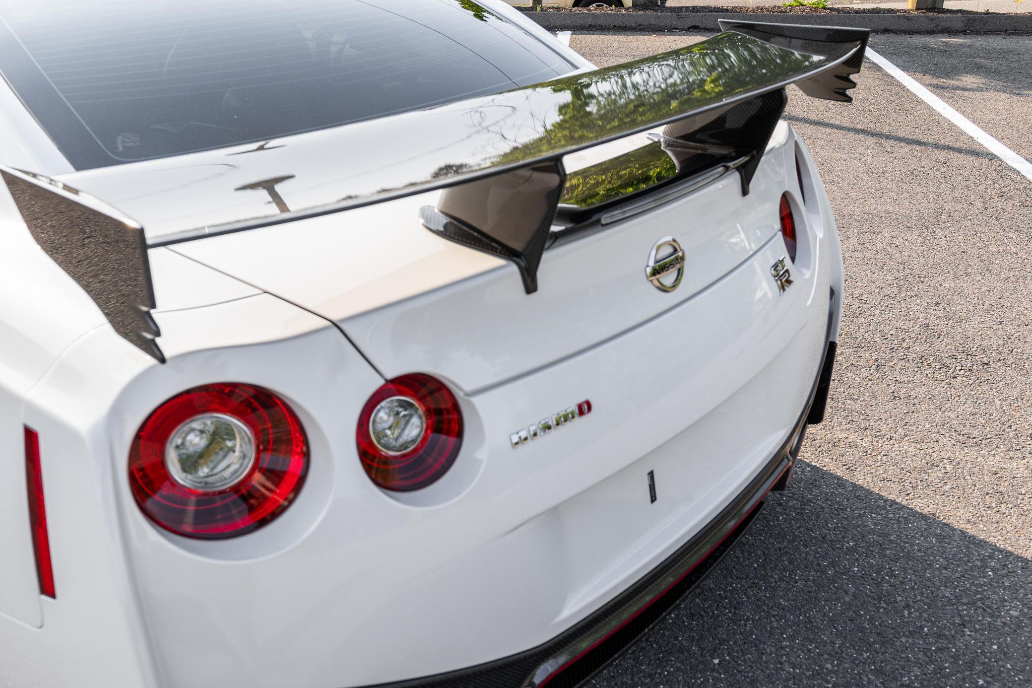 2015 Nissan GT-R NISMO - Image 56