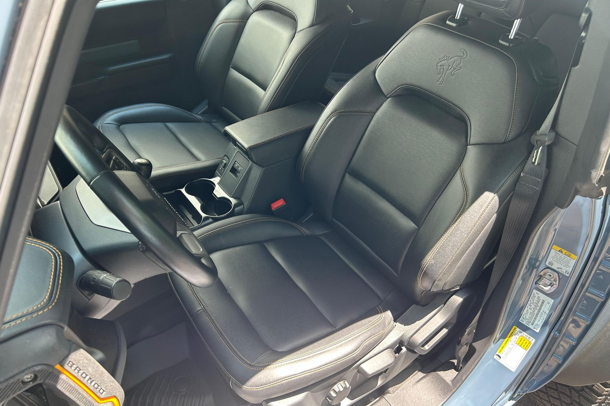 2024 Ford Bronco Badlands - Image 10