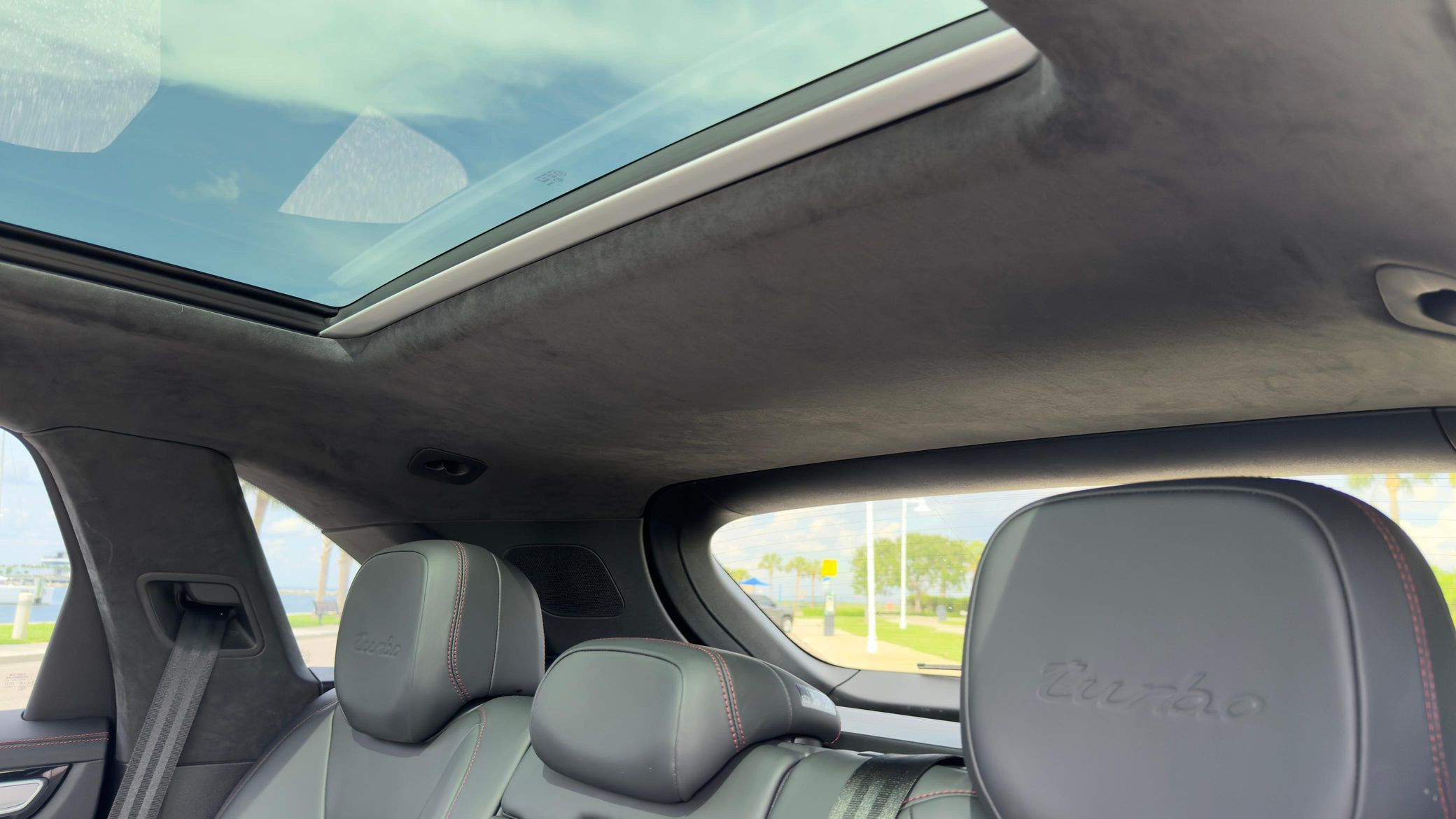 2019 Porsche Cayenne Turbo - Image 74