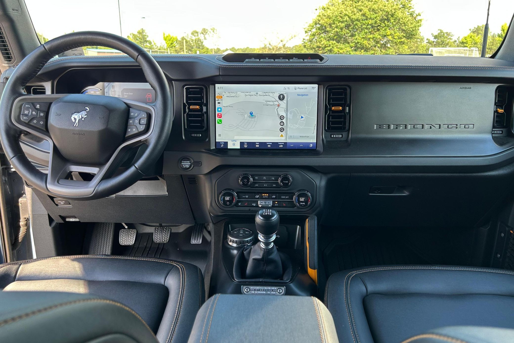 2024 Ford Bronco Badlands - Image 11