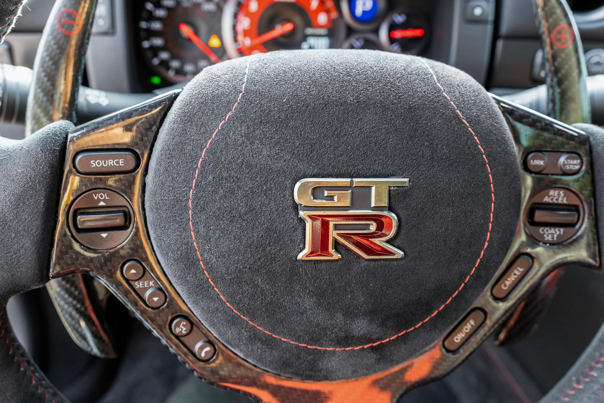 2015 Nissan GT-R NISMO - Image 58