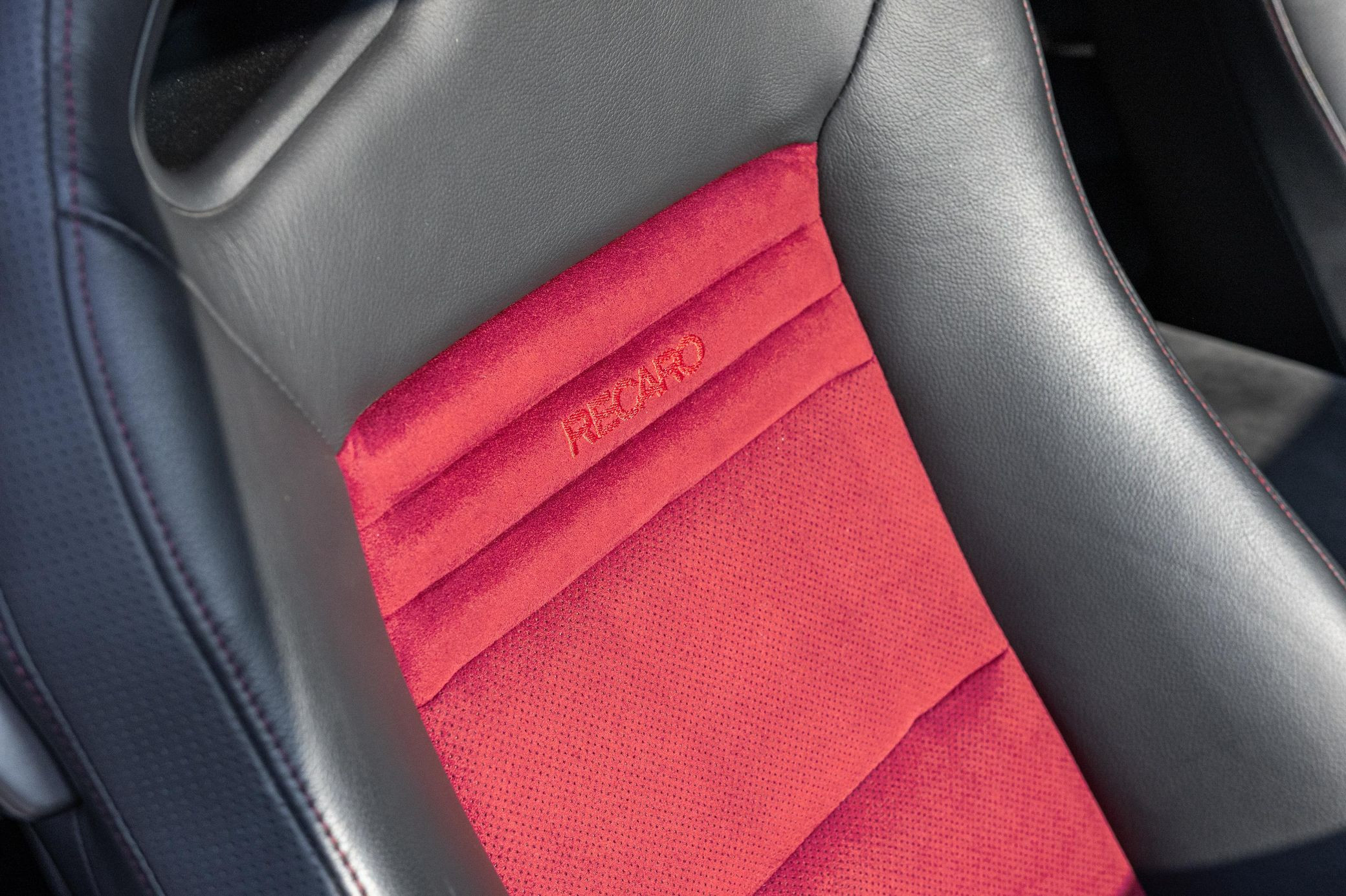 2015 Nissan GT-R NISMO - Image 62