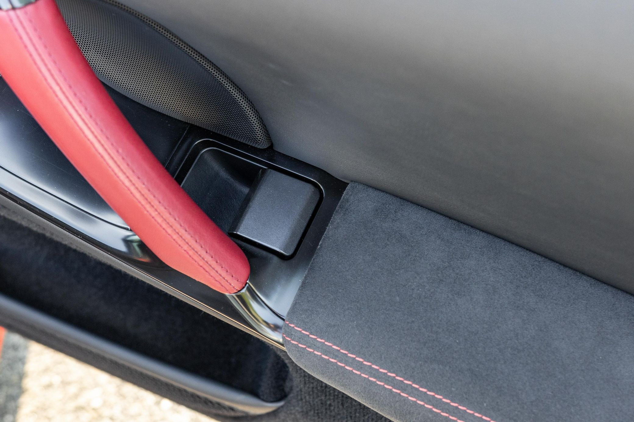 2015 Nissan GT-R NISMO - Image 65