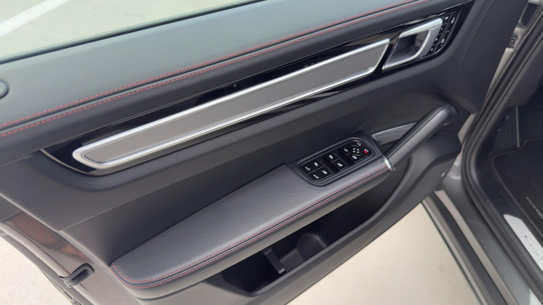 2019 Porsche Cayenne Turbo - Image 85