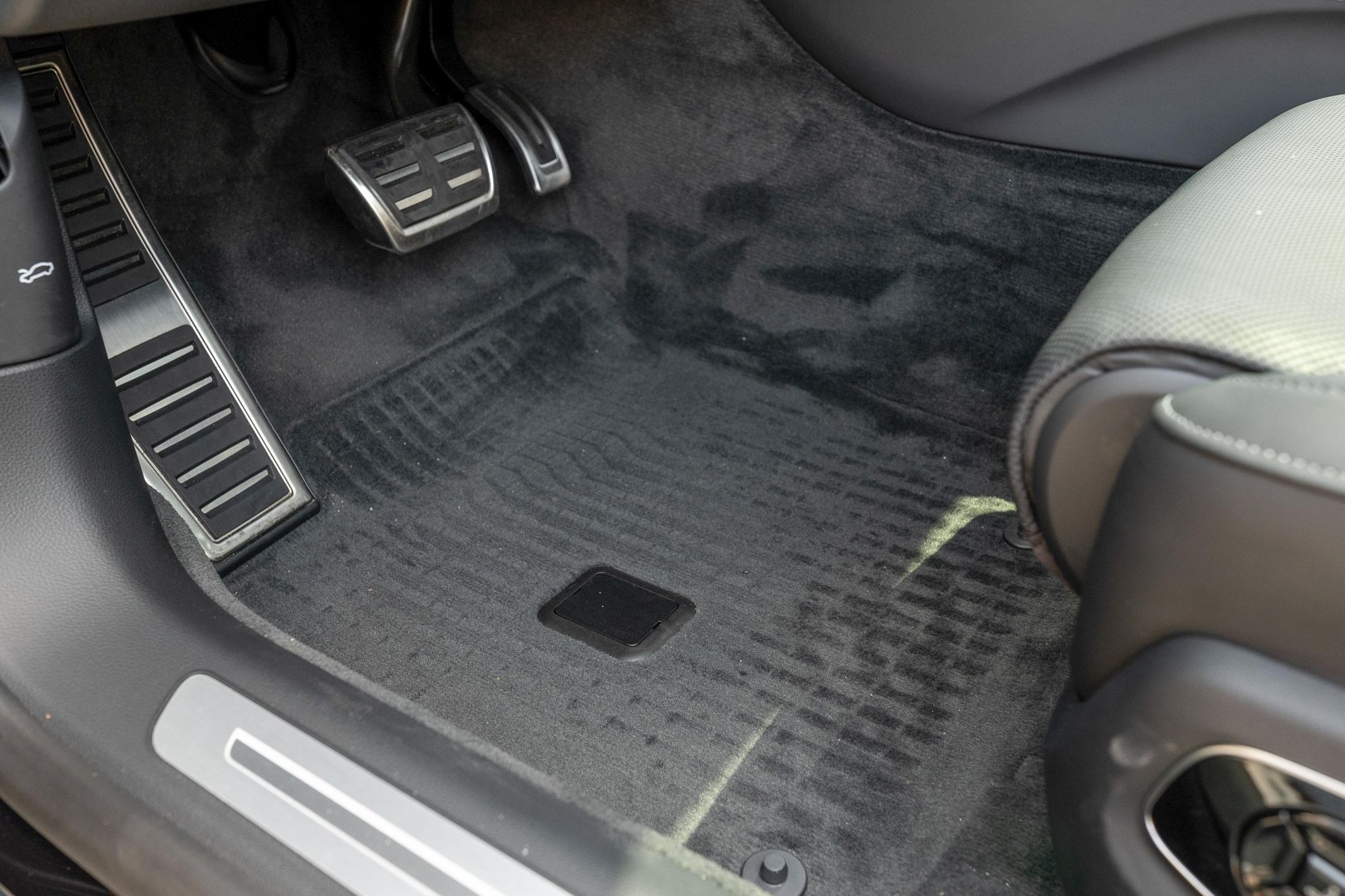 2025 Audi S8 - Image 79