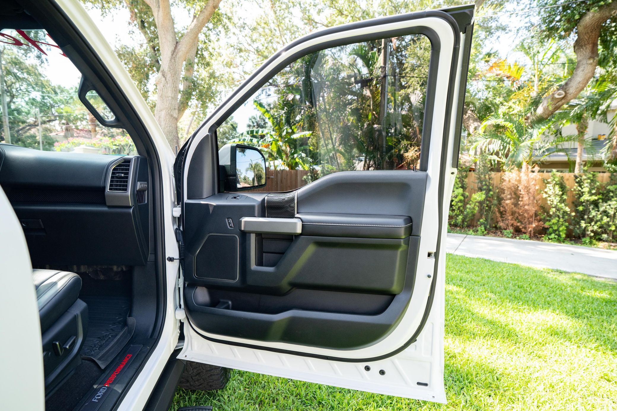 2018 Ford F-150 Raptor Hennessey VelociRaptor - Image 107