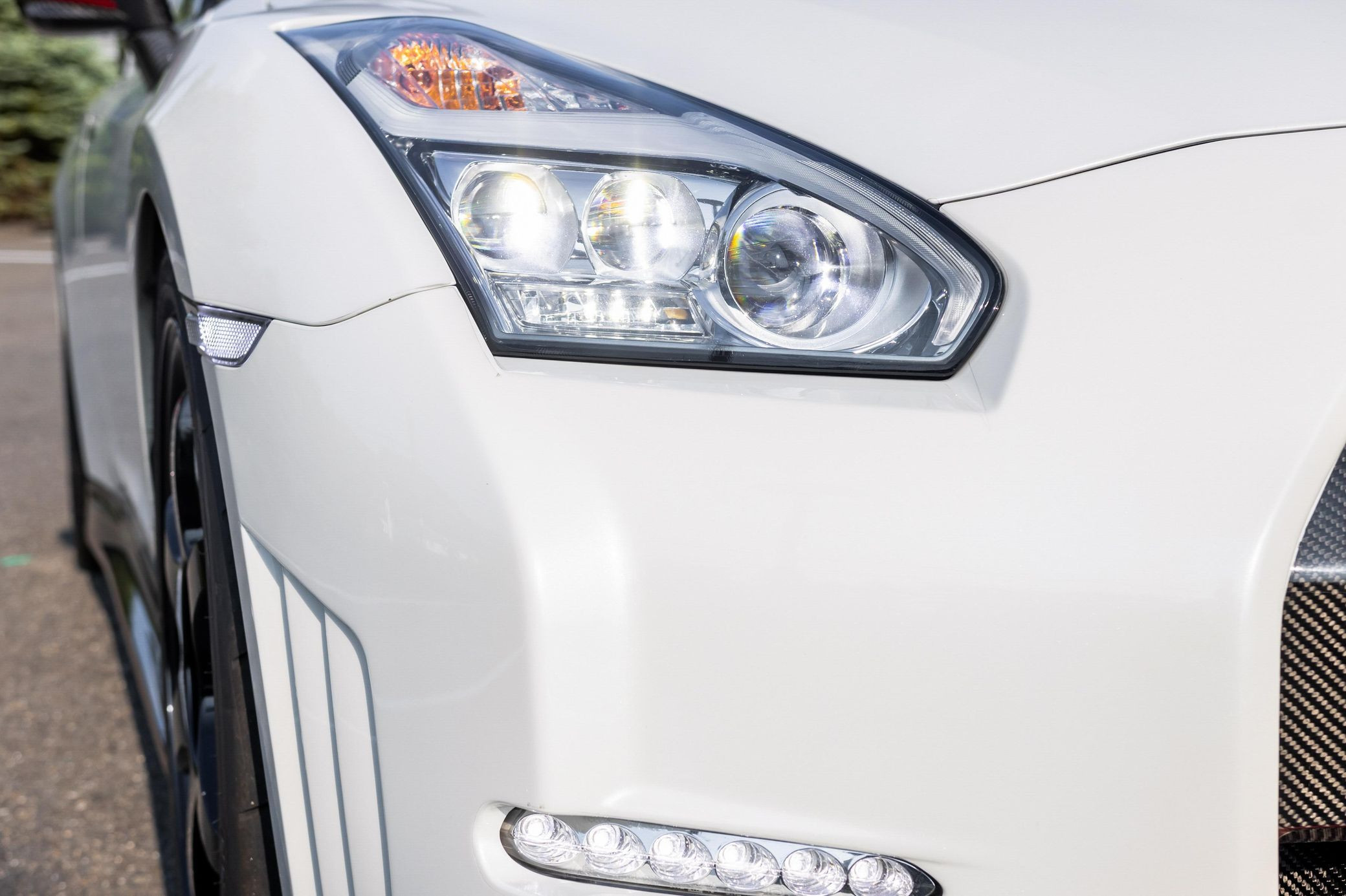 2015 Nissan GT-R NISMO - Image 78