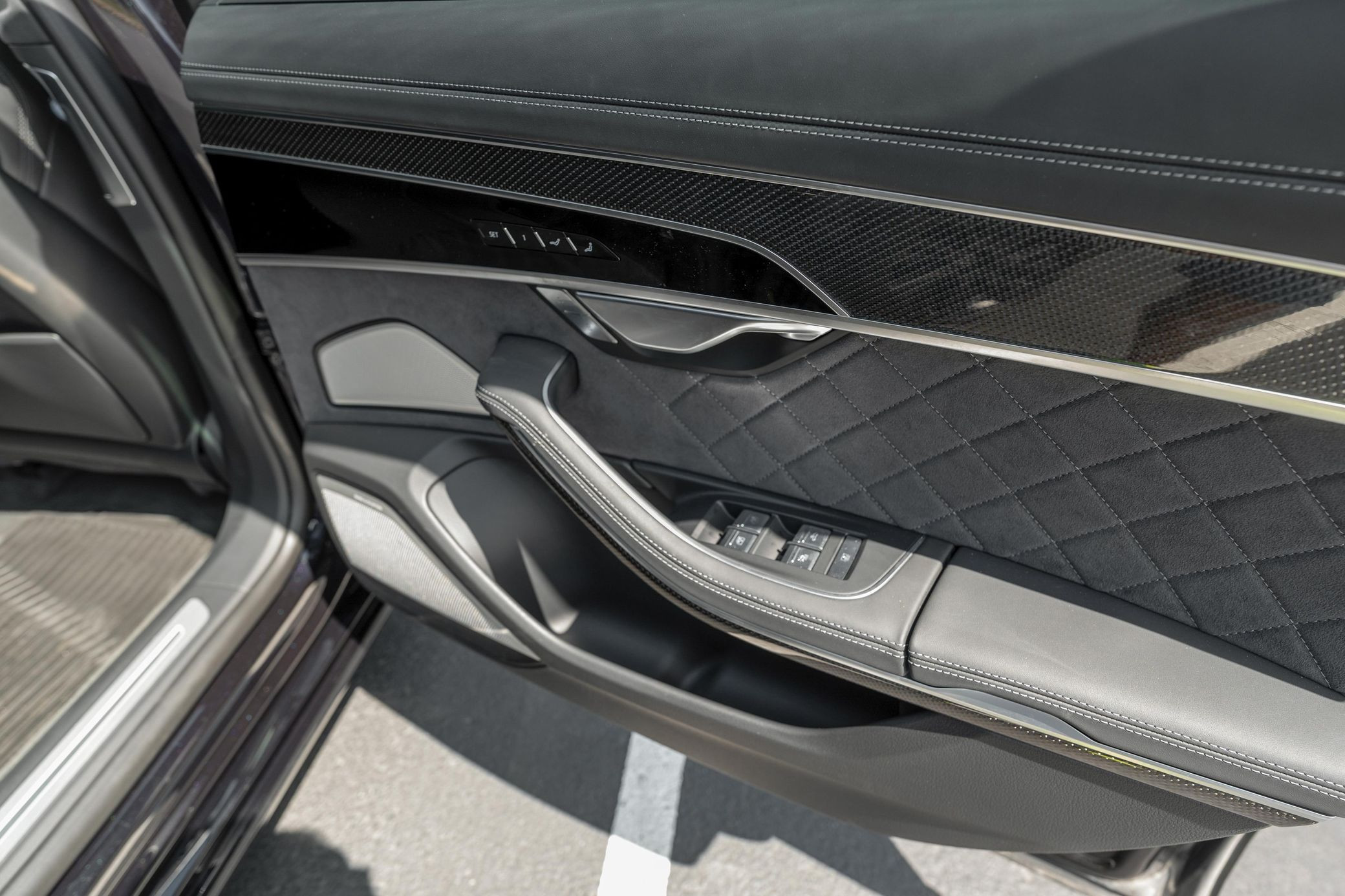 2025 Audi S8 - Image 88