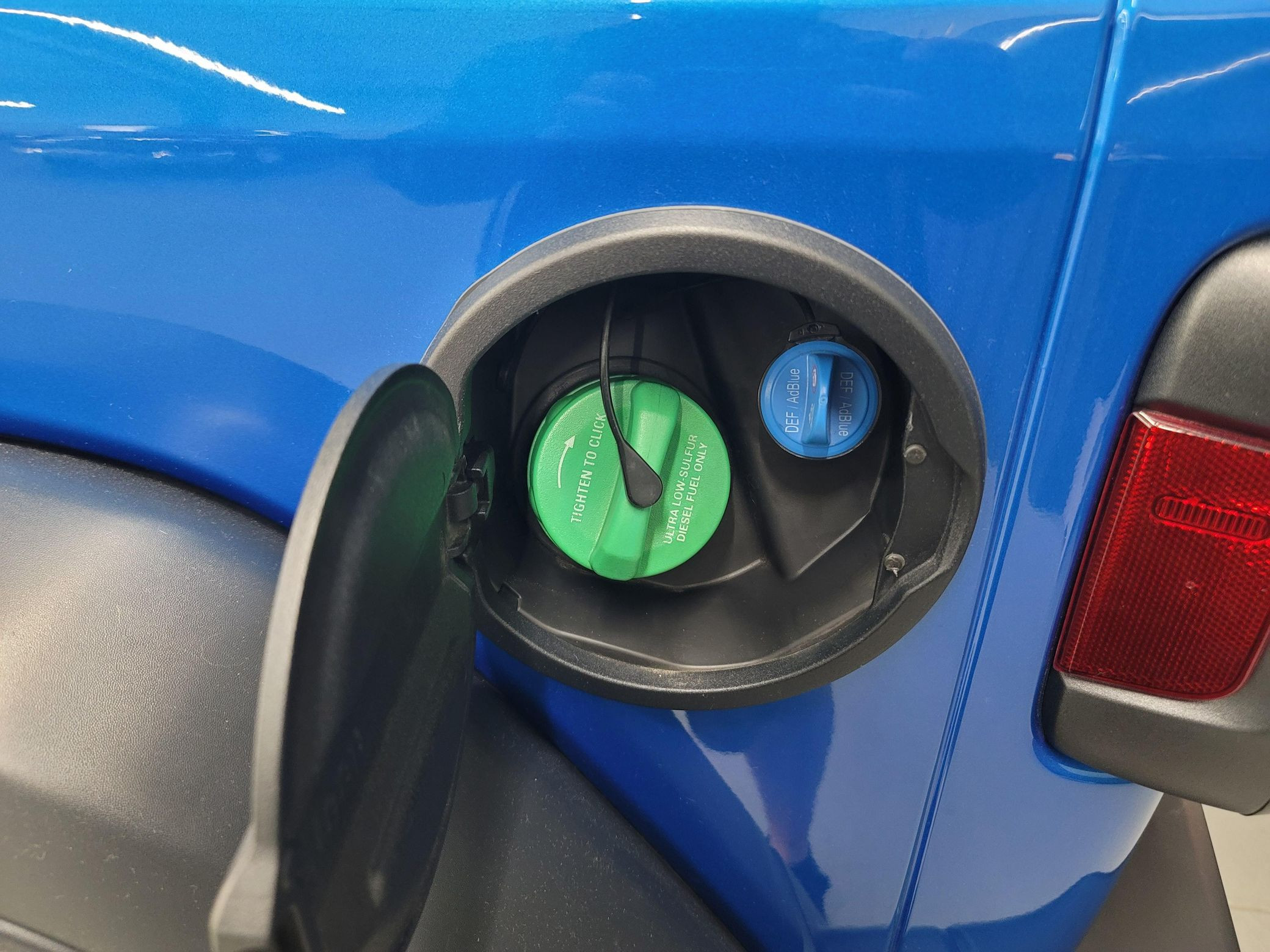 2023 Jeep Wrangler Rubicon - Image 77