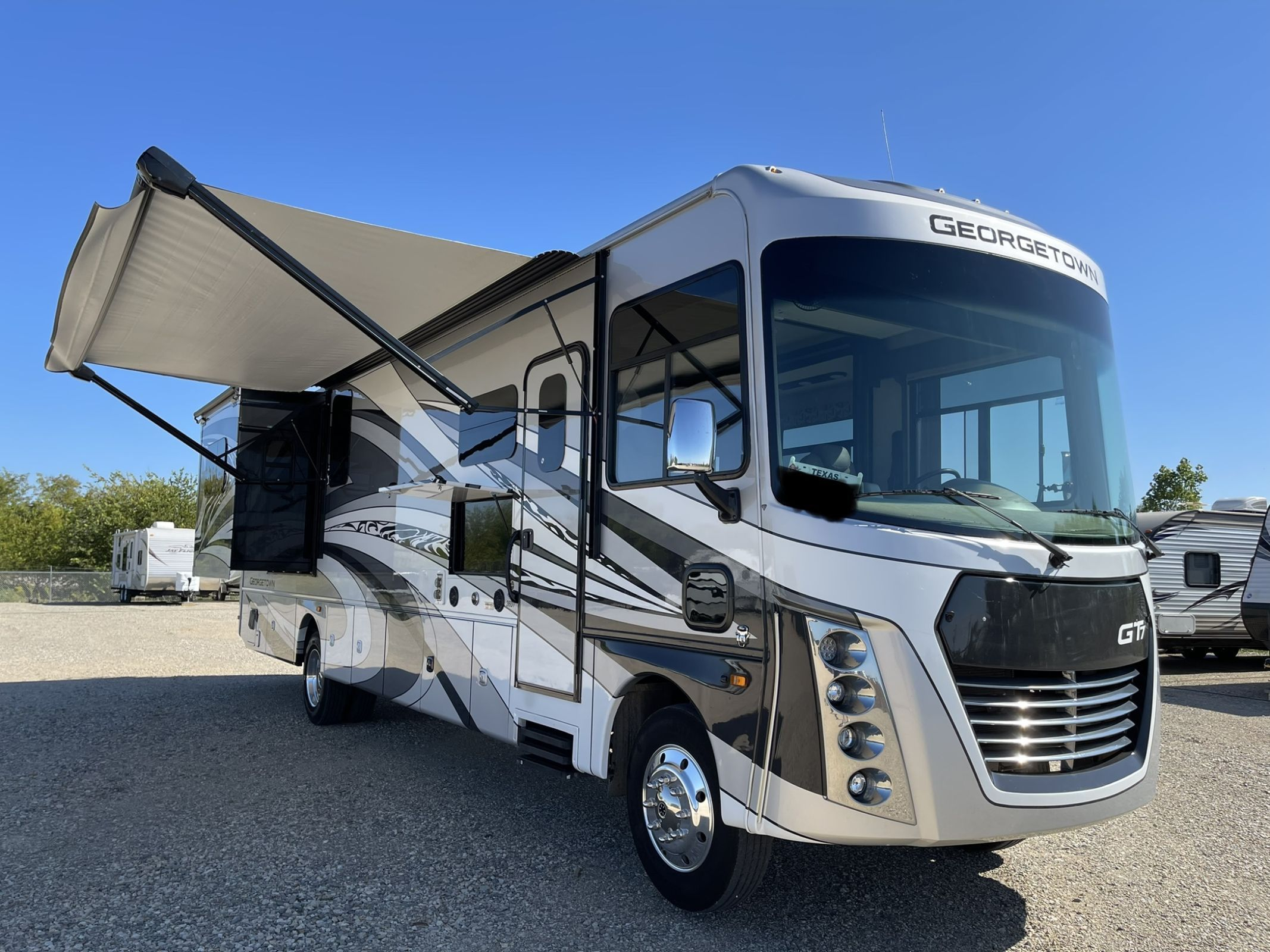 2020 Forest River Georgetown GT7 36D - Image 11