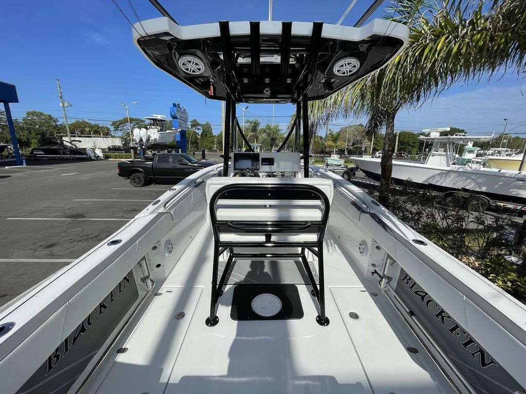 2018 Blackfin 242CC - Image 11