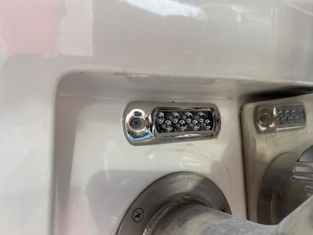 2019 Malibu Boats 23 LSV - Image 39