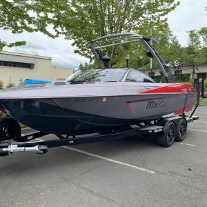 2017 Malibu Boats 23 LSV