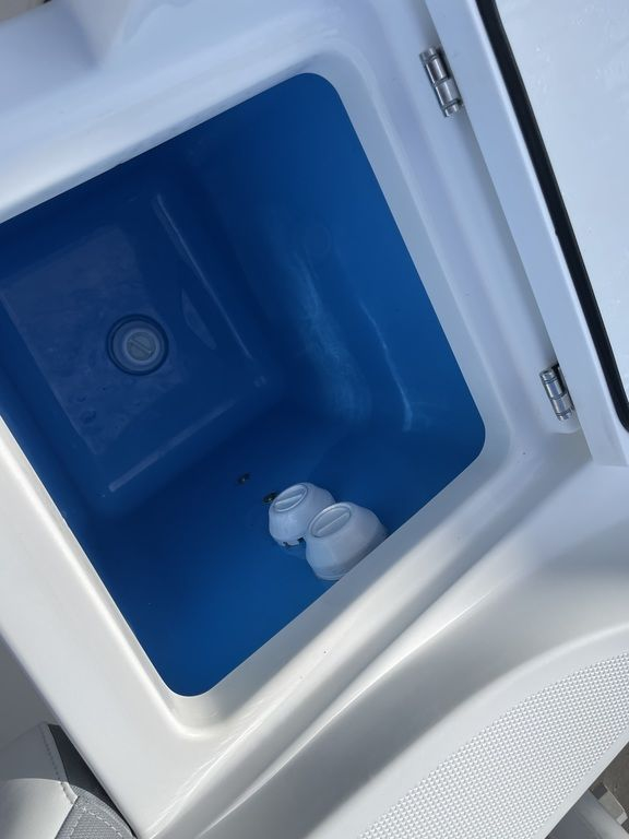 2018 Blackfin 242CC - Image 13