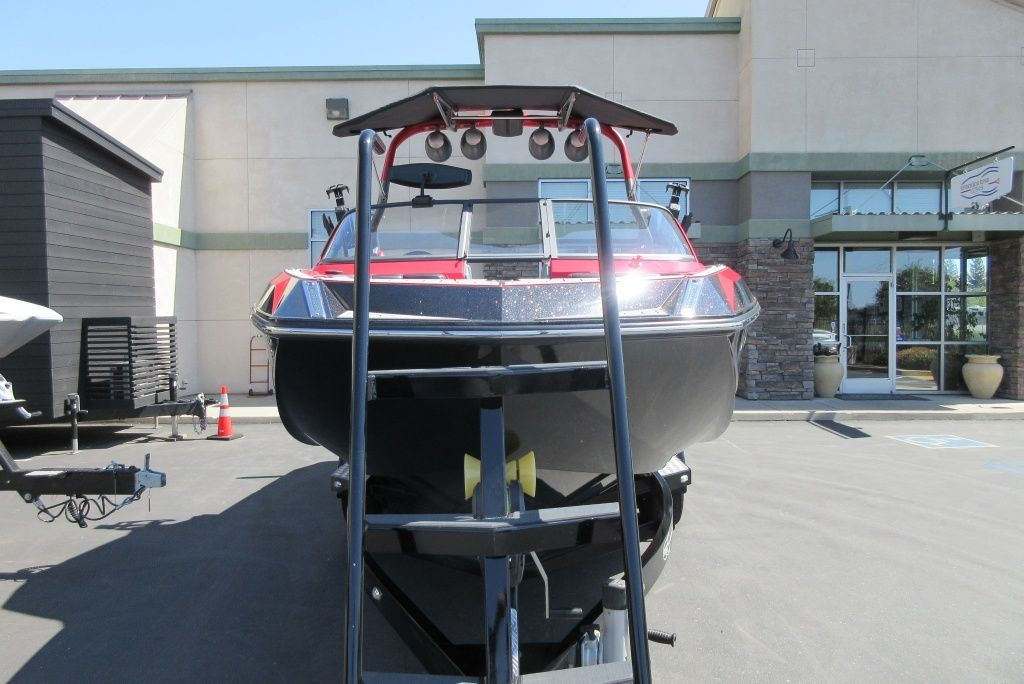 2018 Nautique Super Air G23 - Image 12