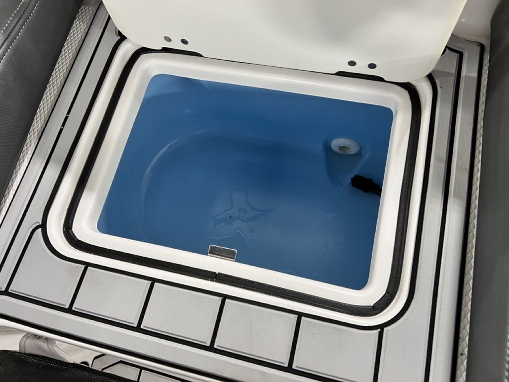 2019 Chaparral 191 Suncoast - Image 14