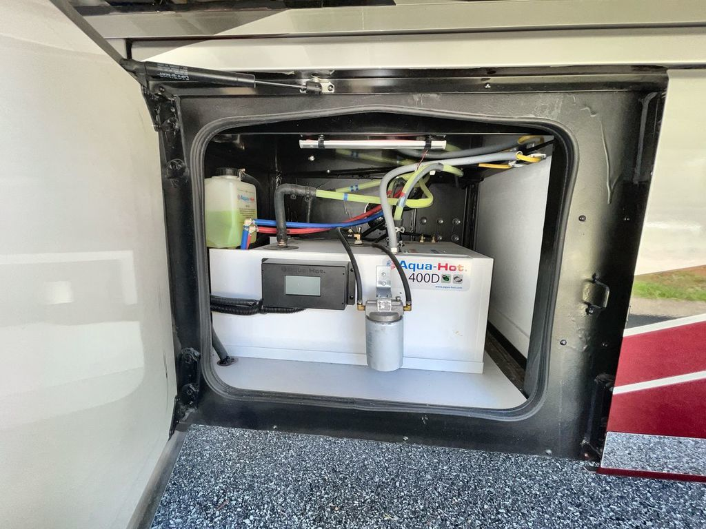 2022 Holiday Rambler Endeavor 38N - Image 17