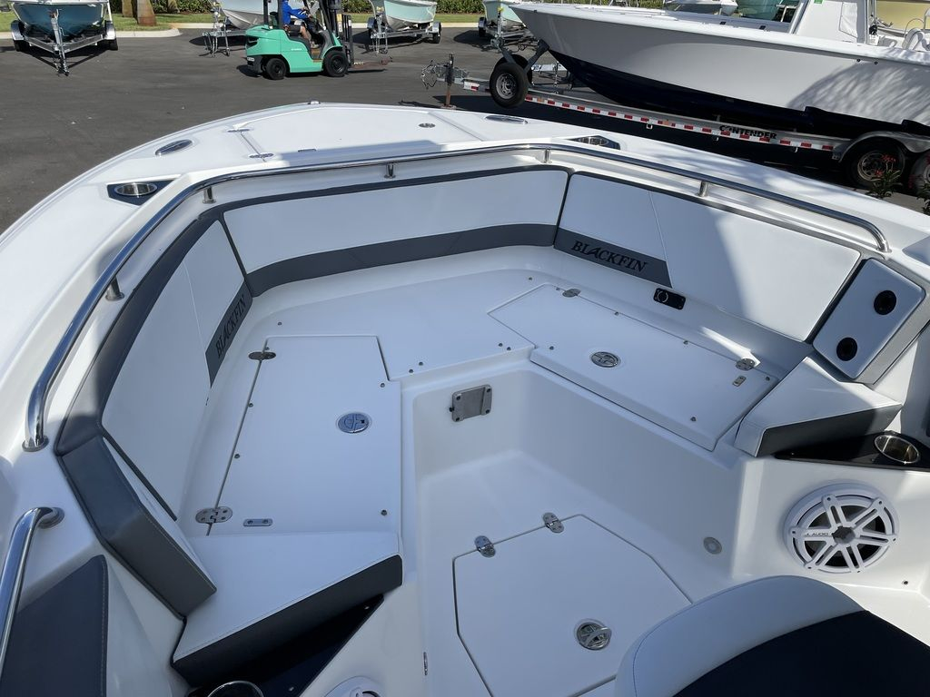 2018 Blackfin 242CC - Image 14