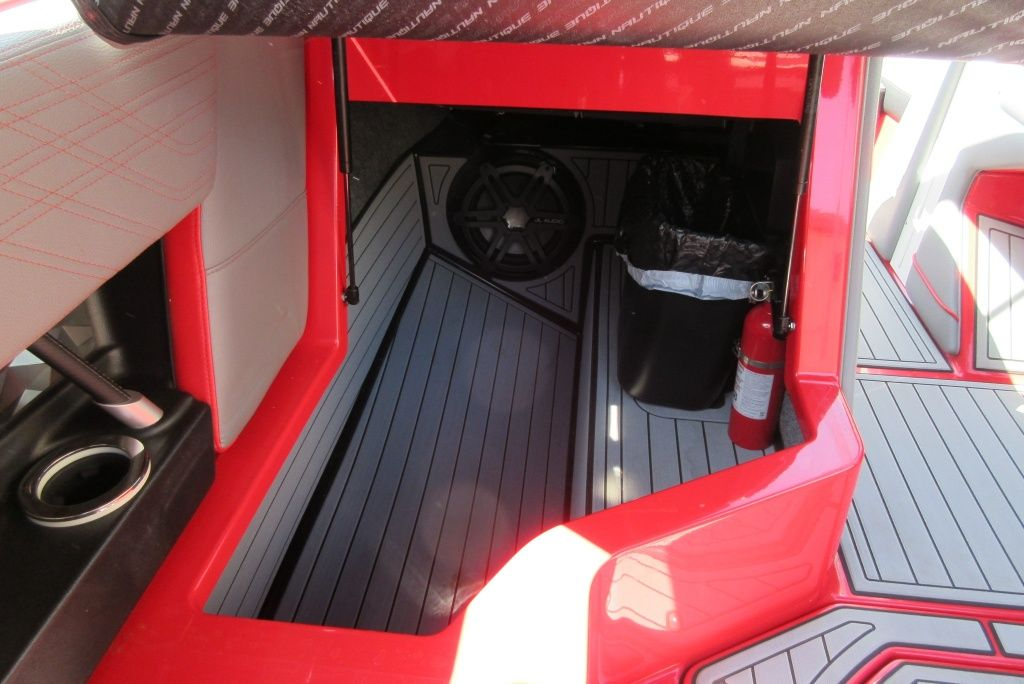 2018 Nautique Super Air G23 - Image 13