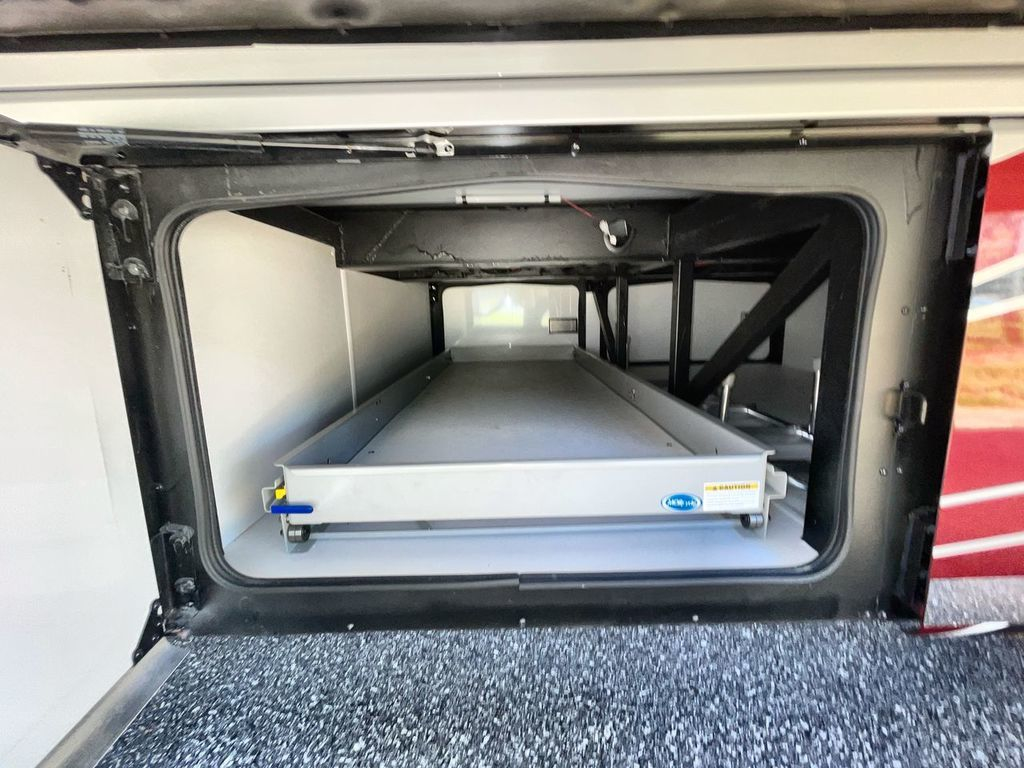 2022 Holiday Rambler Endeavor 38N - Image 18