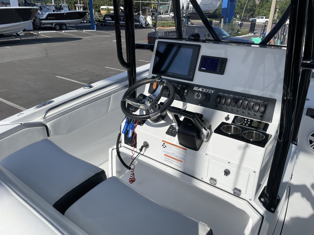 2018 Blackfin 242CC - Image 15