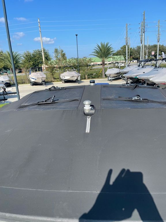 2018 Malibu Boats 24 MXZ - Image 15