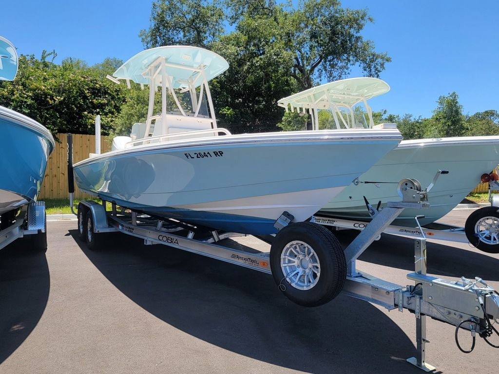 2018 Pathfinder Boats 2600 TRS
