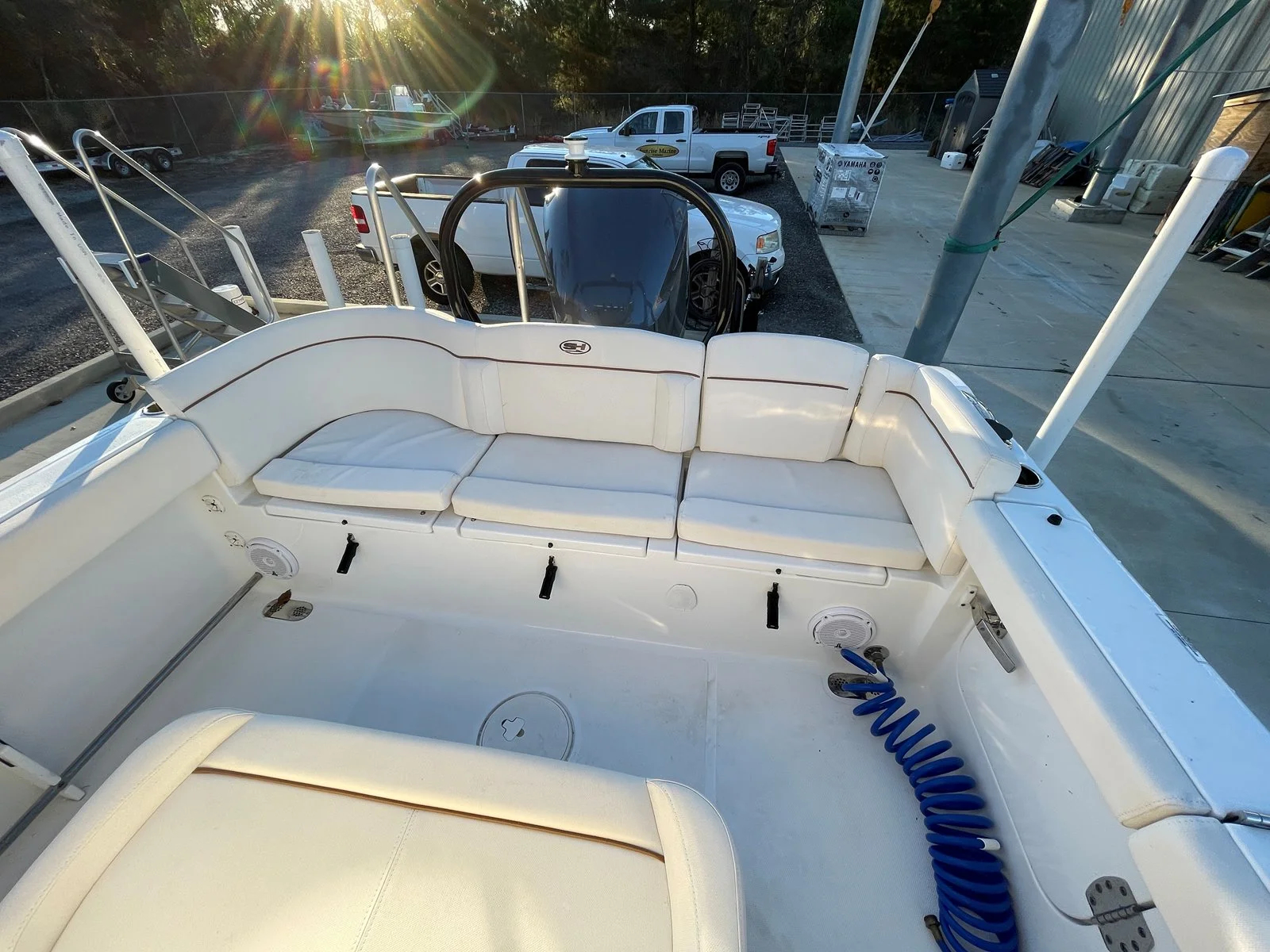 2020 Sea Hunt 255 ULTRA SE - Image 9