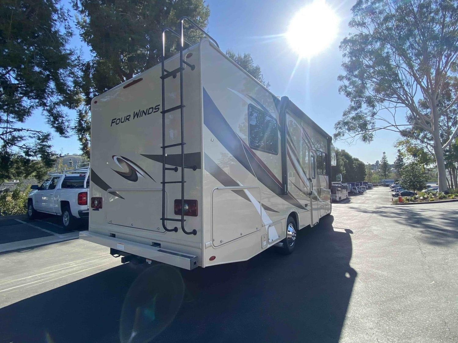 2019 Four Winds 28Z - Image 17