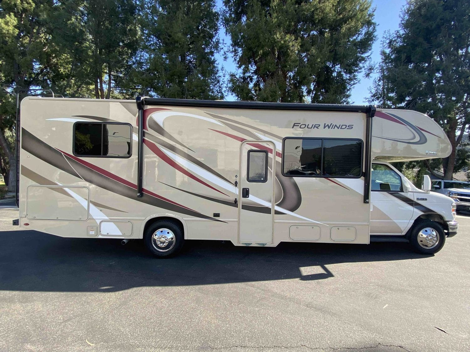 2019 Four Winds 28Z - Image 18