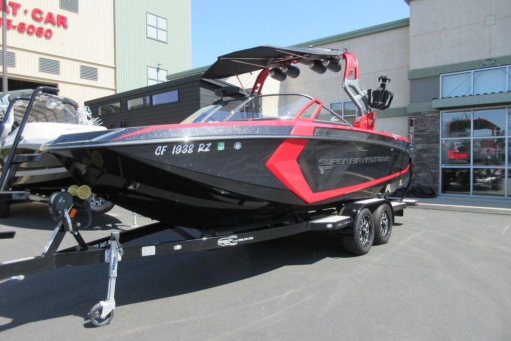 2018 Nautique Super Air G23
