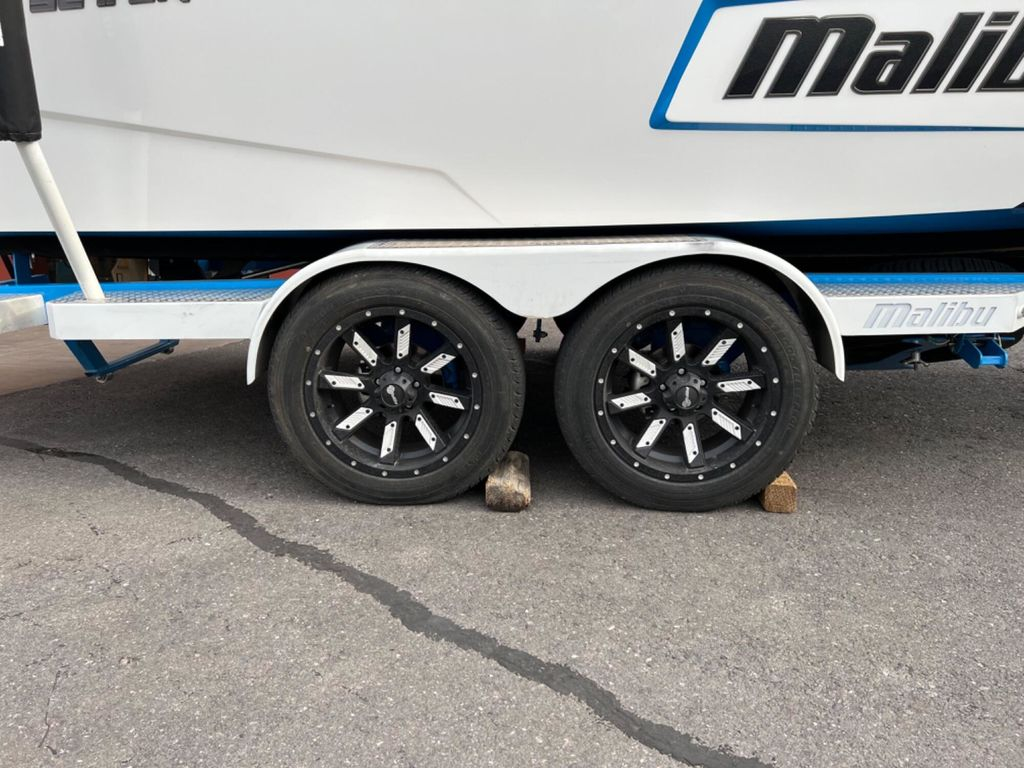 2019 Malibu Boats 23 LSV - Image 44