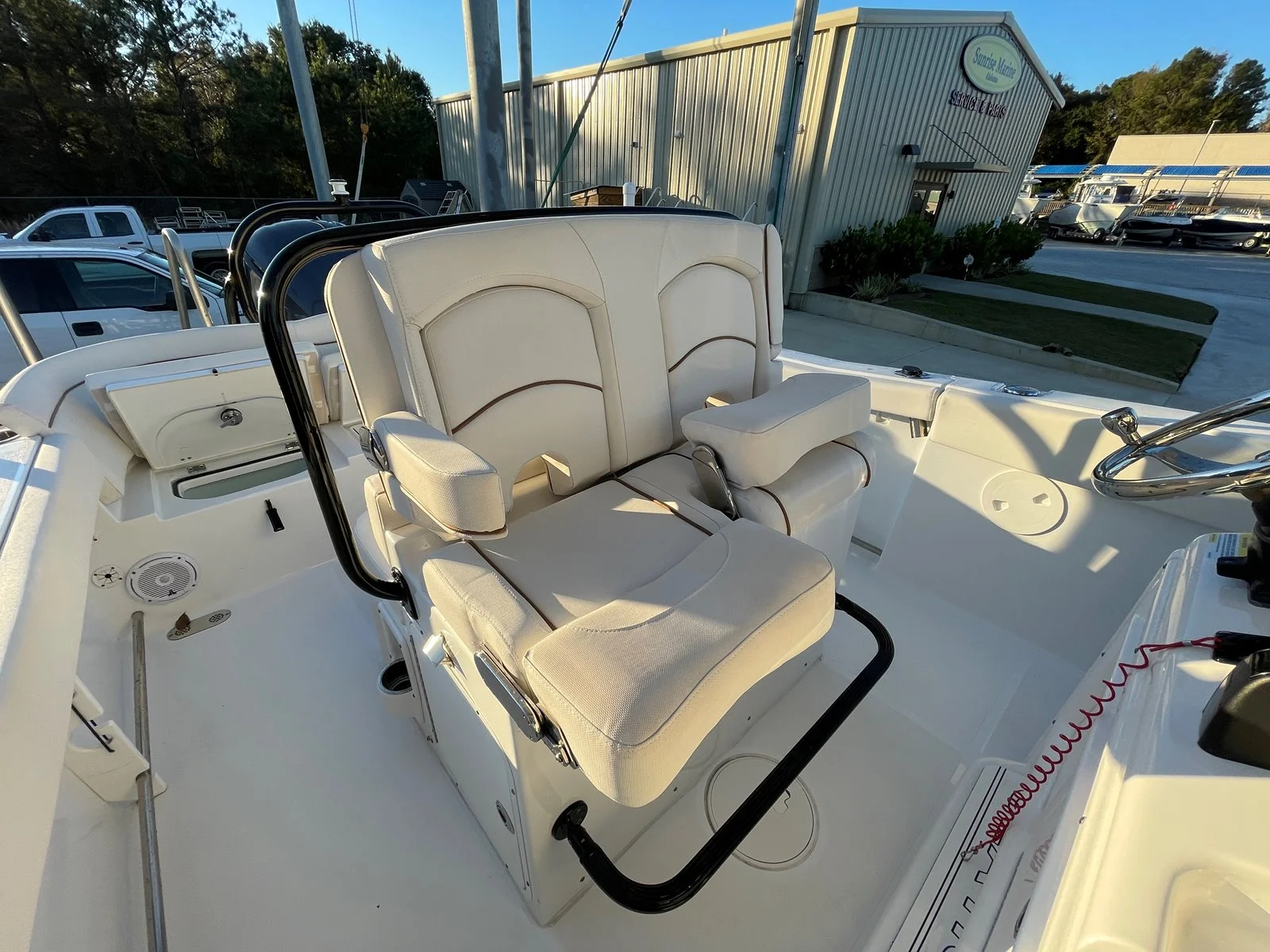 2020 Sea Hunt 255 ULTRA SE - Image 11