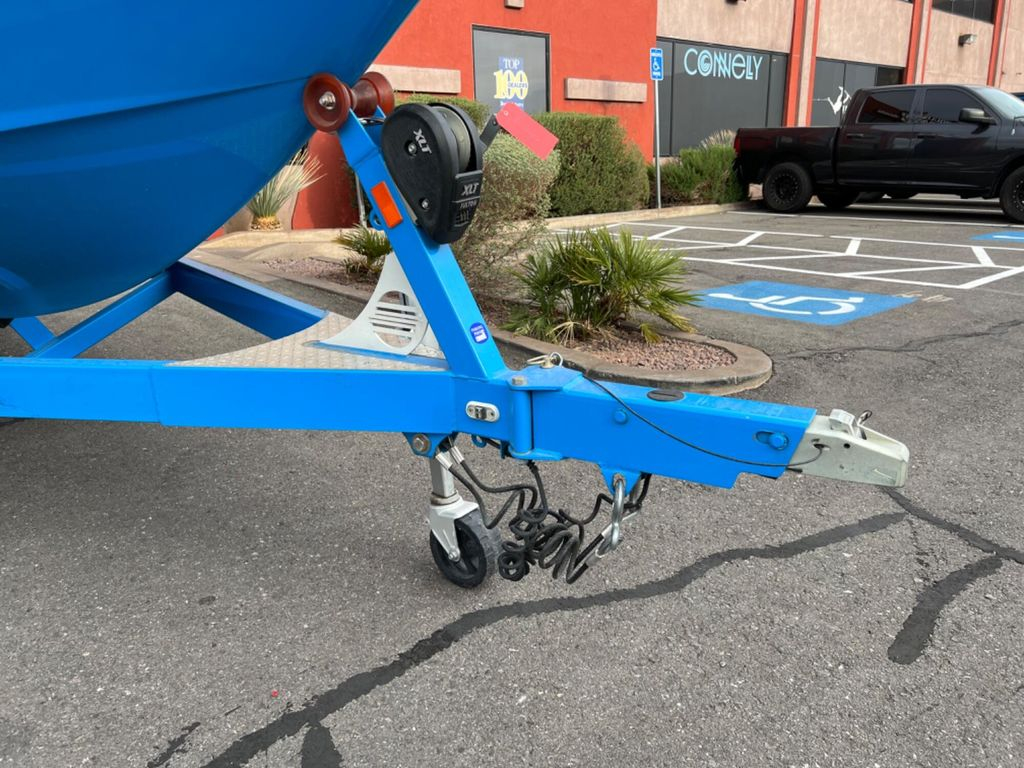 2019 Malibu Boats 23 LSV - Image 45