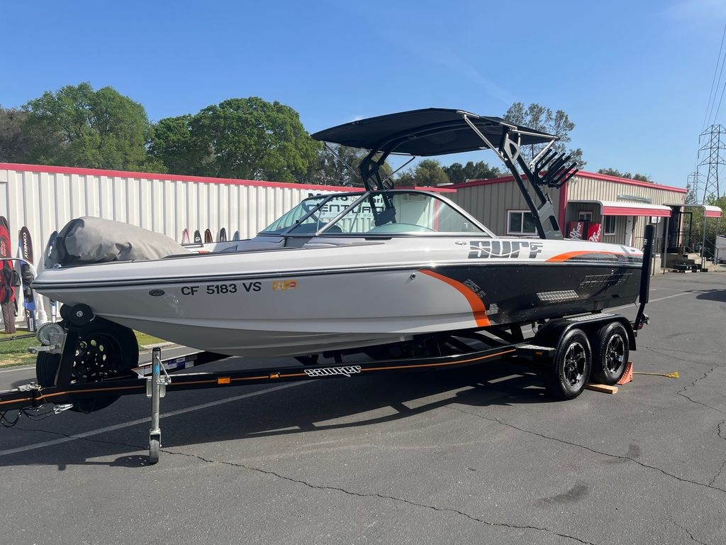 2021 Sanger V 215 SURF