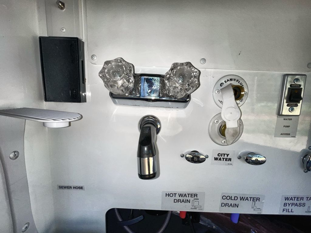 2022 Holiday Rambler Endeavor 38N - Image 22