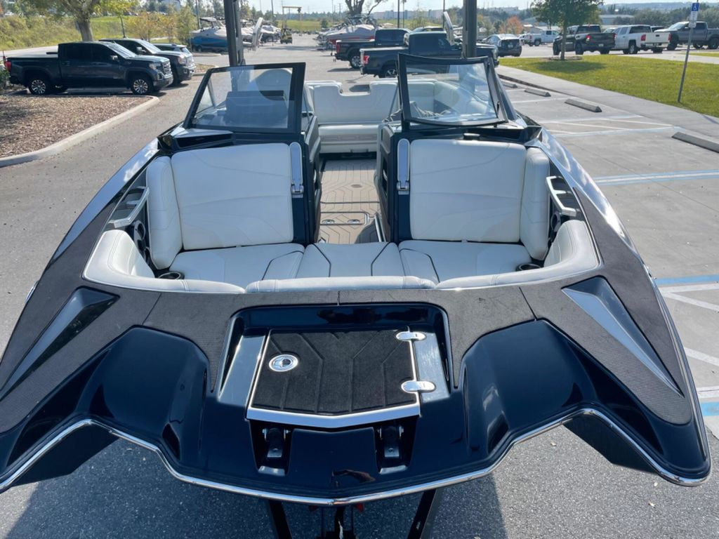 2018 Malibu Boats 24 MXZ - Image 19