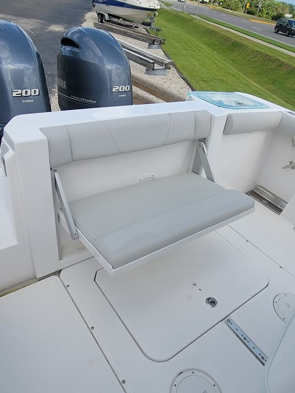 2020 Everglades 255CC - Image 15