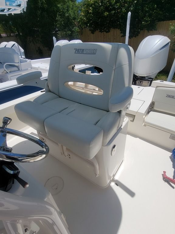 2018 Pathfinder Boats 2600 TRS - Image 20